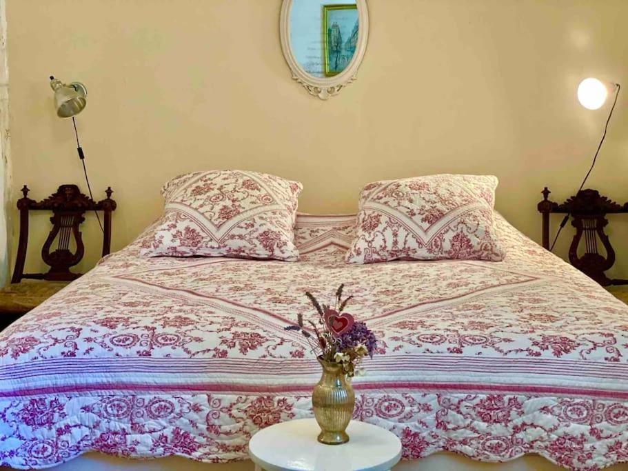 Charming Romantic Tower In Chateau Estate Ocquerre Esterno foto